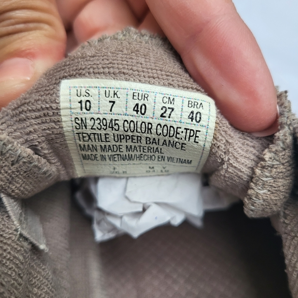 Skechers Women's Madison Ave-Inner City Sneaker - Picture 2 of 9